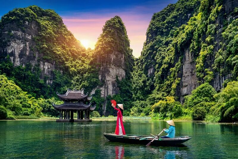 Ninh Binh limestone karst boat Vietnam