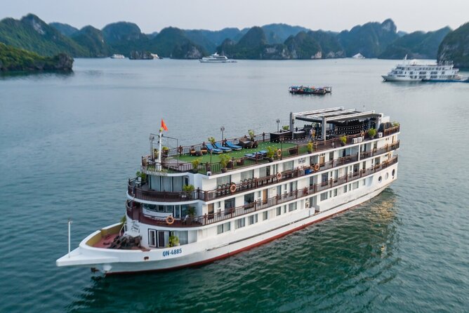 Halong Bay best things to do & travel guide Overnight cruise in Halong Bay