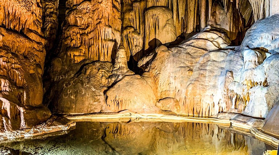 Halong Bay best things to do & travel guide Cave in Halong Bay