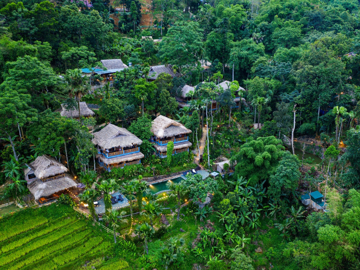 SaPa Best Things To Do Cozy mountain homestay with wooden interiors and valley views in Sapa