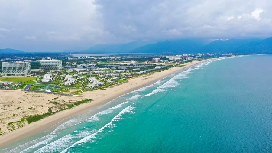 Nha Trang beach white sand crescent bay Vietnam