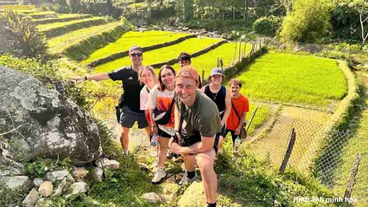 Trekking Sapa Muong Hoa Valley Y Linh Ho Lao Chai Ta Van village