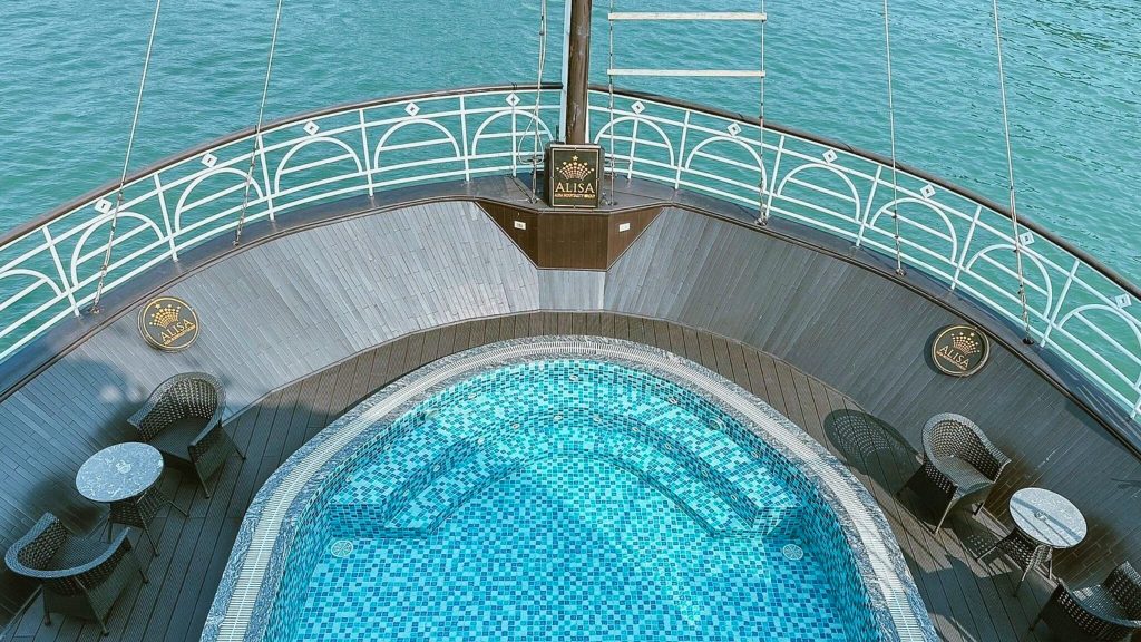 Alisa Premier Cruise pool and open deck overlooking Halong Bay
