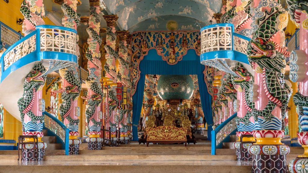 Cao Dai Temple - A Cultural And Architectural Gem – EcoSapa Bus