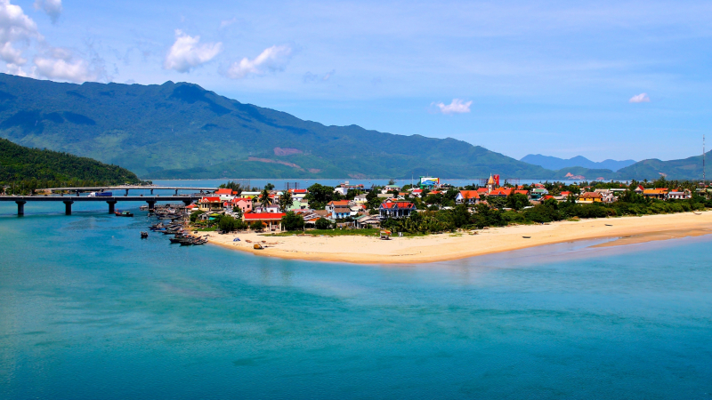 Dive In The Serenity Of Lang Co Village