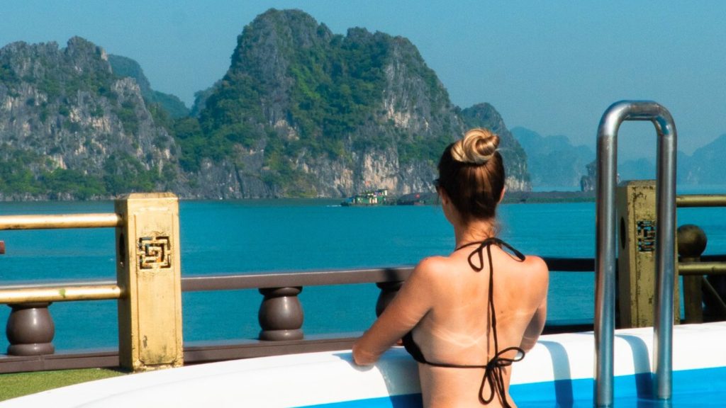 Dragon Legend Cruise outdoor jacuzzi with bay view on Bai Tu Long Bay