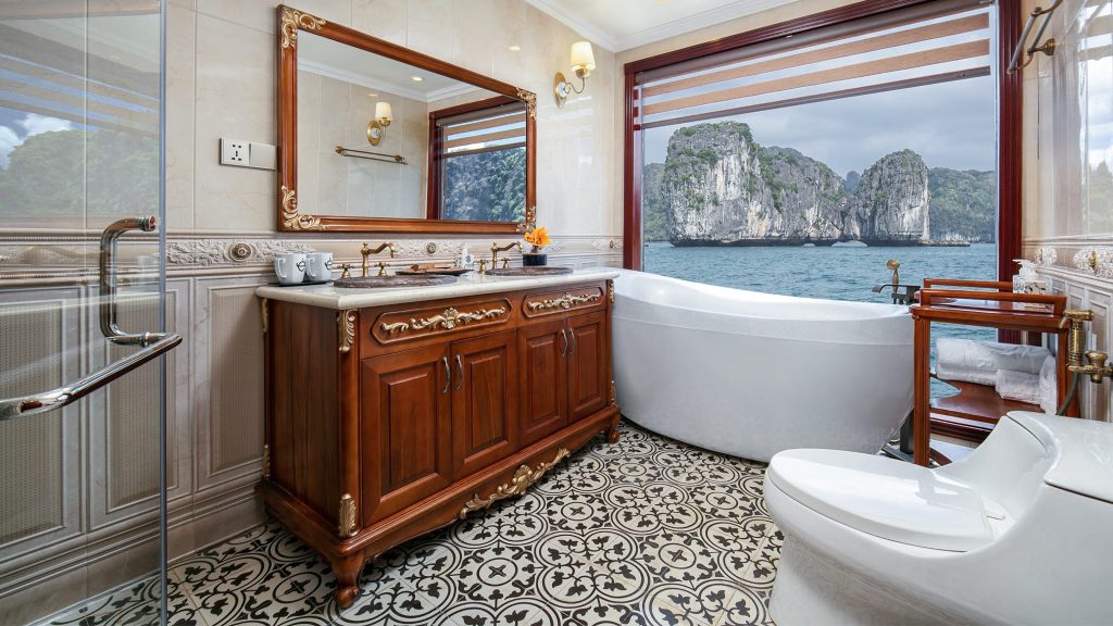 Emperor Cruises Royal Suites cabin