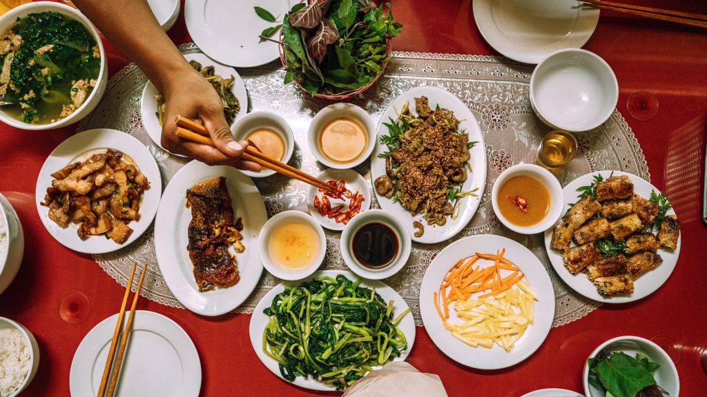Enjoy A Flavorful Dinner Featuring Traditional Vietnamese Cuisine In A Cozy Restaurant