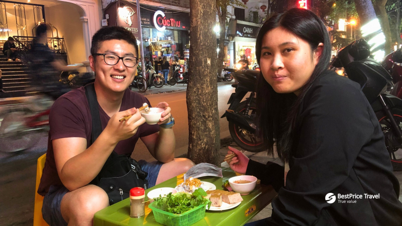 Hanoi Street Food Walking Tour – Old Quarter & Hoan Kiem