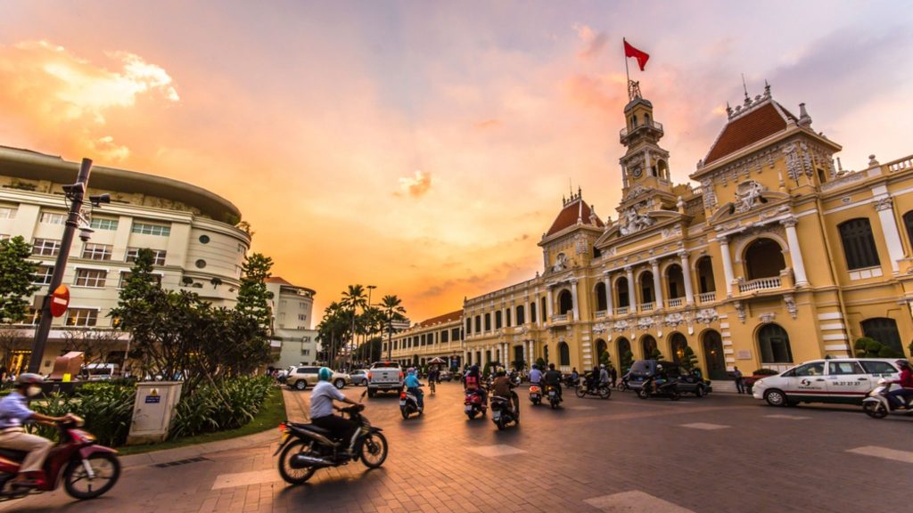 Ho Chi Minh City Food Tour Half-Day – Reunification Palace