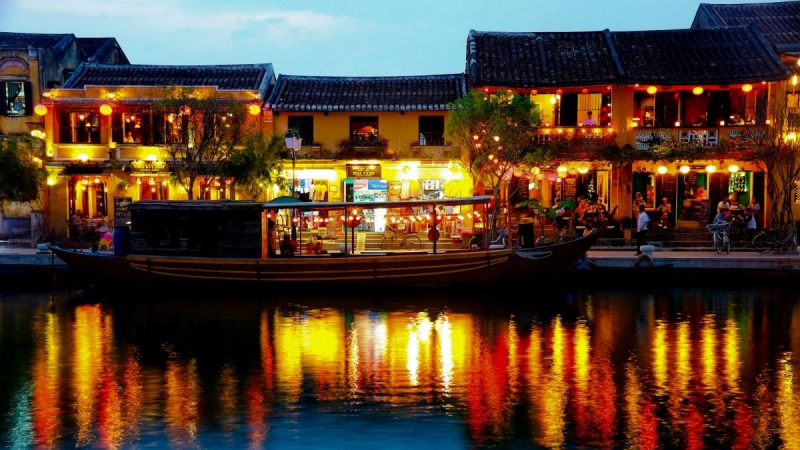Hoi An Evening Food & Bike Tour 5 Hours – Ancient Town