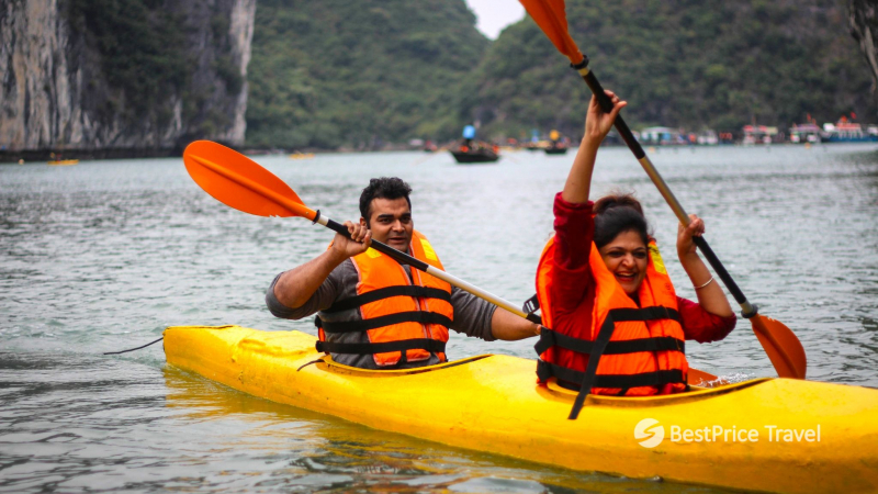 Go Kayaking In Halong Bay