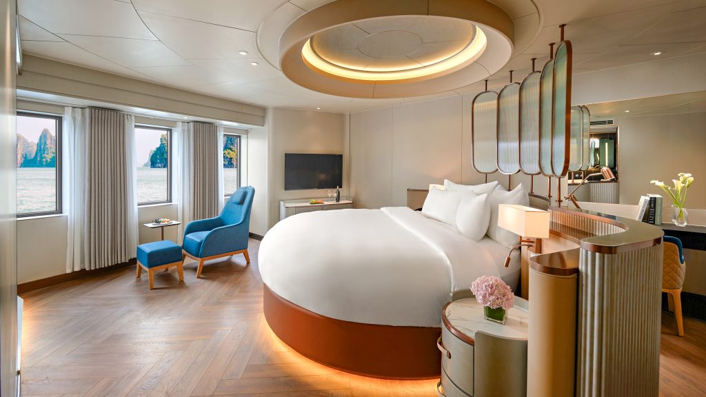 Grand Pioneers Cruise Pearl Suite cabin