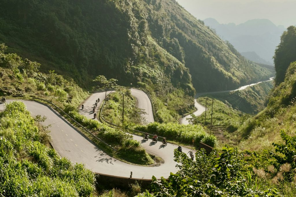 Ha Giang Trekking, Cycling & Motorbike Tour 5 Days 4 Nights – Dong Van