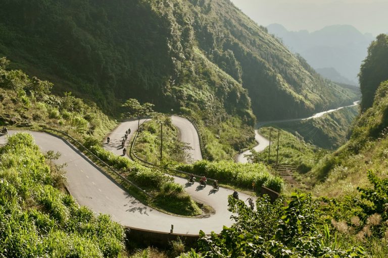 Ha Giang Trekking, Cycling & Motorbike Tour 5 Days 4 Nights – Dong Van
