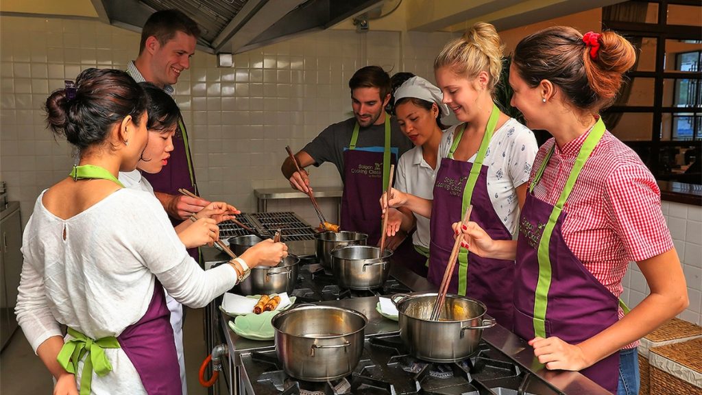 Hanoi Cooking Class Half Day – EcoSapa Bus