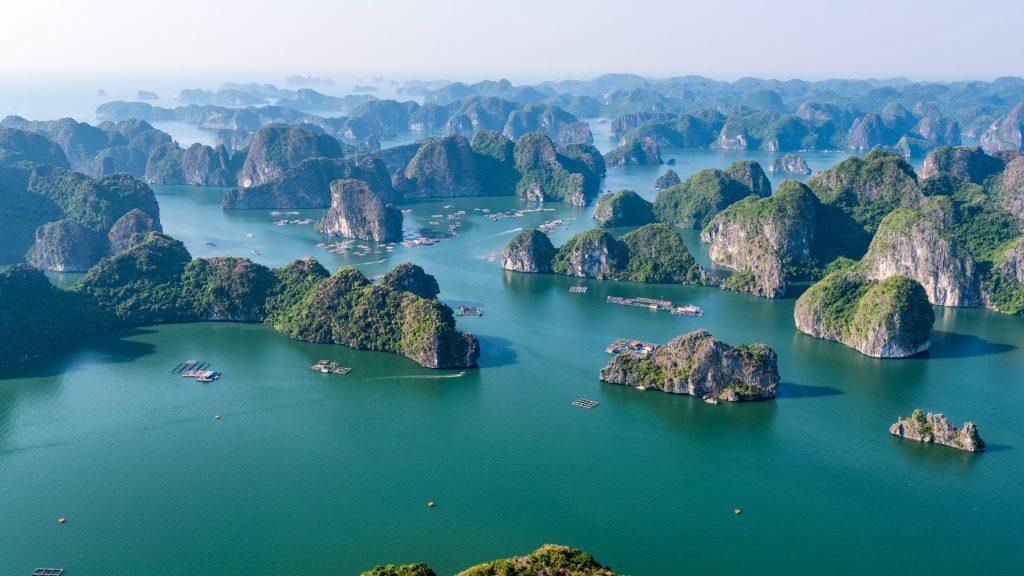 Hanoi, Halong Bay, Mai Chau 4 Days – EcoSapa Bus