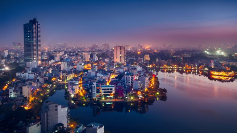 Vietnam Food & Culture Journey: Mai Chau to Halong Bay – 11 Days