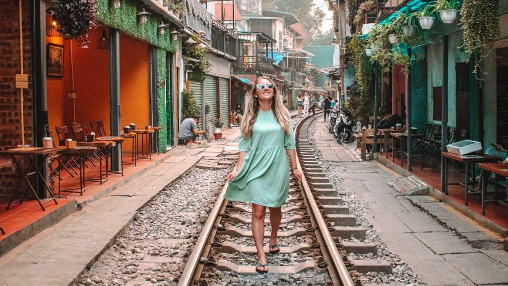 Hanoi Walking Tour Half Day Small Group – EcoSapa Bus