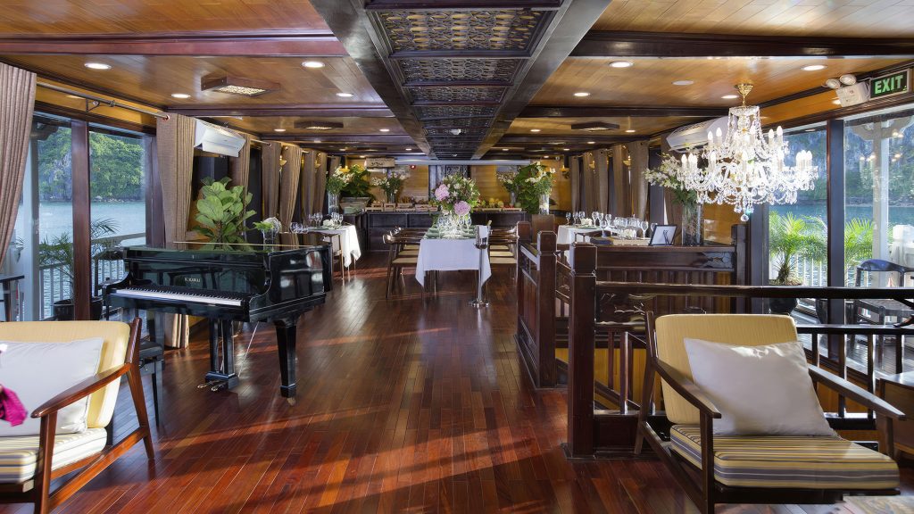 Hera Grand Luxury Cruise restaurant and onboard dining area