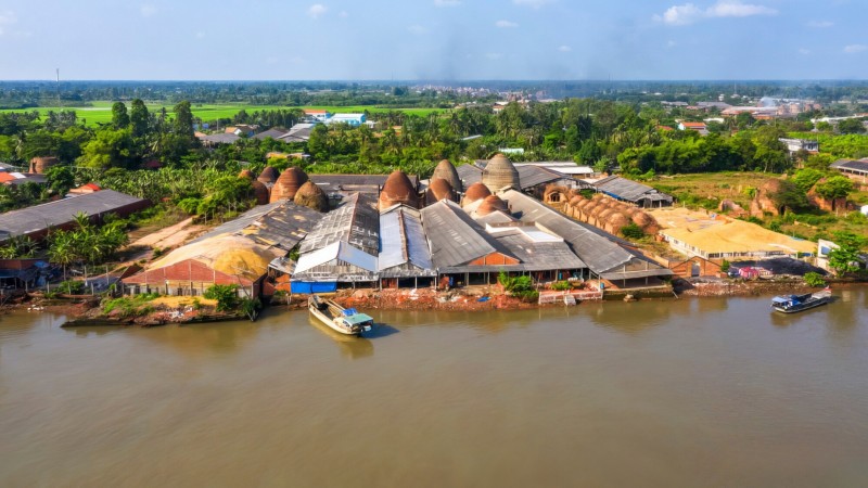 Immerse In The Serene Landscapes Of Mang Thit River