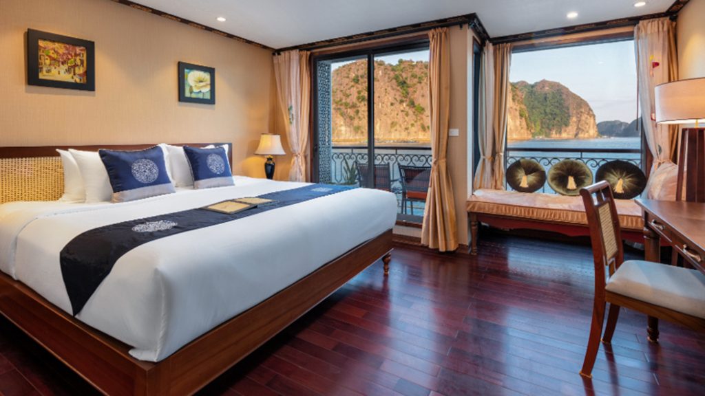 Indochine Cruise Junior Suite cabin