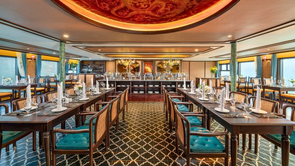 Indochine Grand Cruise restaurant and onboard dining area