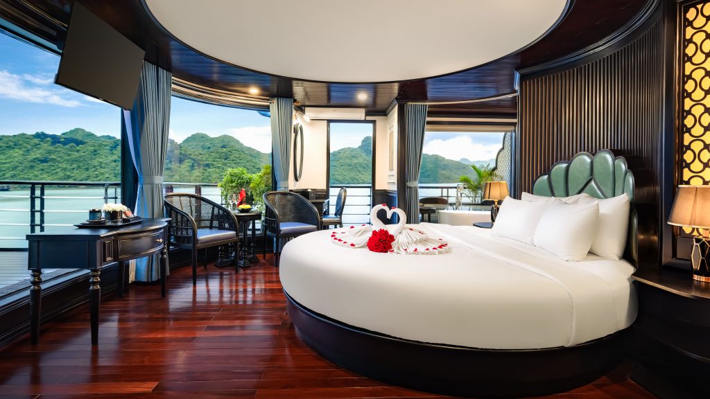 La Casta Cruise VIP Honeymoon Suite cabin