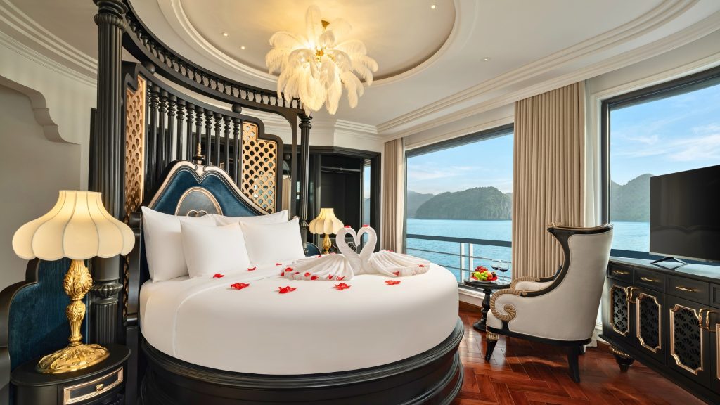 La Casta Star Cruise VIP Suite Stern View cabin