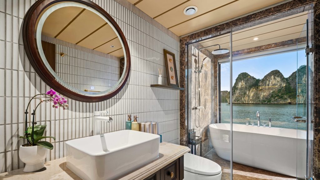Lyra Grandeur Cruise Sky Terrace Family Suite cabin