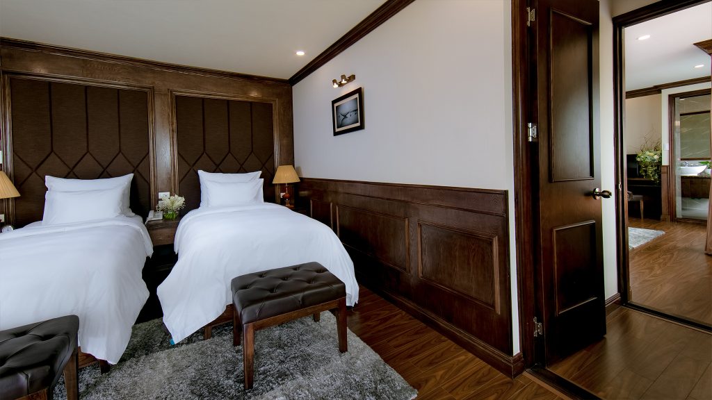 Mon Cheri Cruise Ocean Suite Connecting cabin