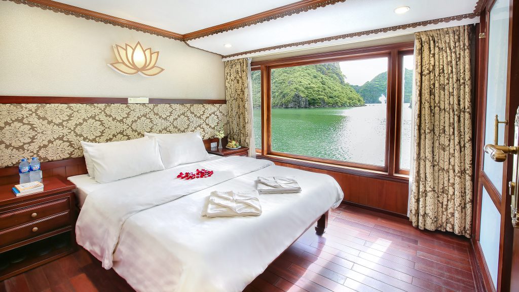 Oriental Sails cabin interior on Oriental Sails
