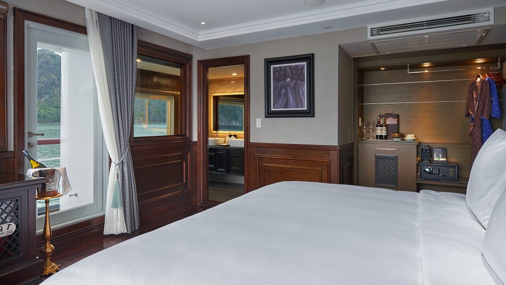 Paradise Grand Cruise Grand Balcony Suite cabin
