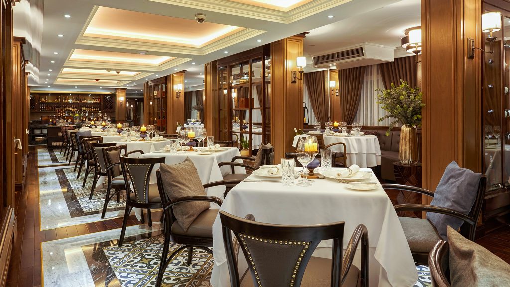 Paradise Grand Cruise restaurant and onboard dining area