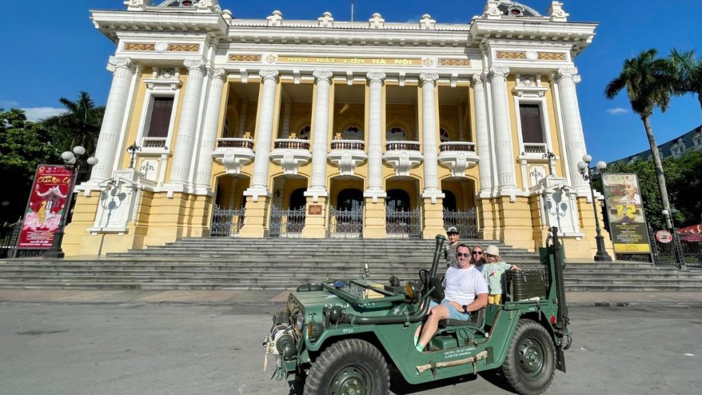 Hanoi Jeep Tour Half-Day – Old Quarter & Hoan Kiem
