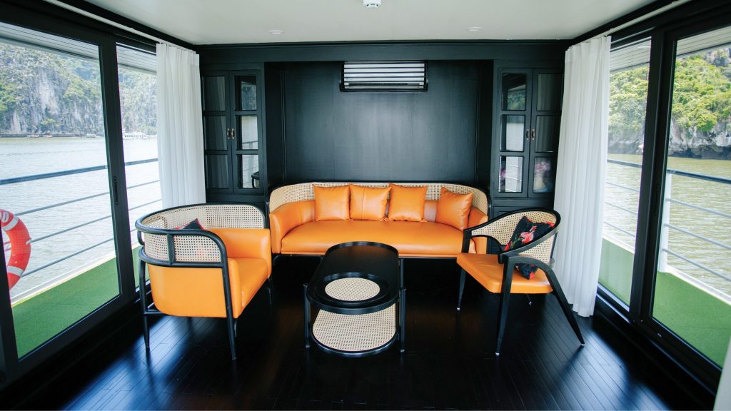 Phoenix Day Cruise lounge and bar area on board