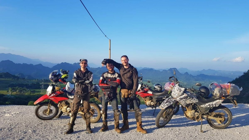 Ride To The Traditional Sin Chai Village in Thanh Phu