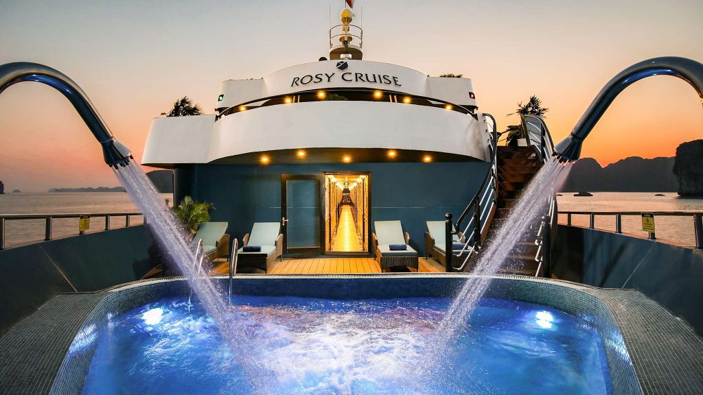 Rosy Cruise outdoor jacuzzi with bay view on Lan Ha Bay