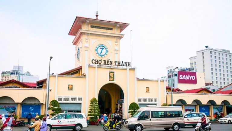 Private Ho Chi Minh City Tour Full Day – Ben Thanh Market & War Remnants Museum