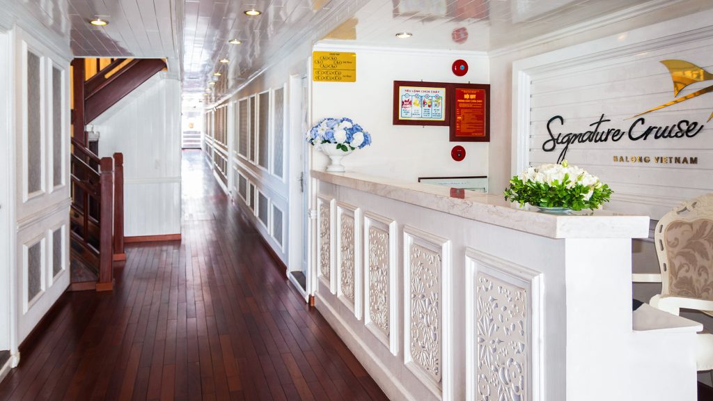 Signature Cruise lounge and bar area on board