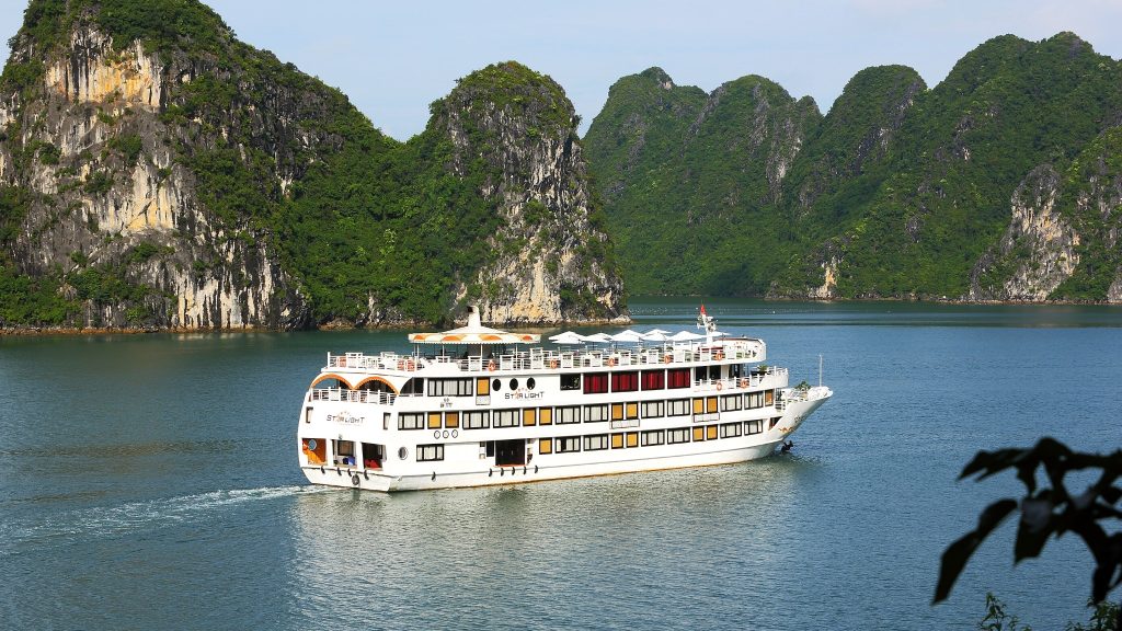 Starlight Cruise sailing through Halong Bay - Lan Ha Bay