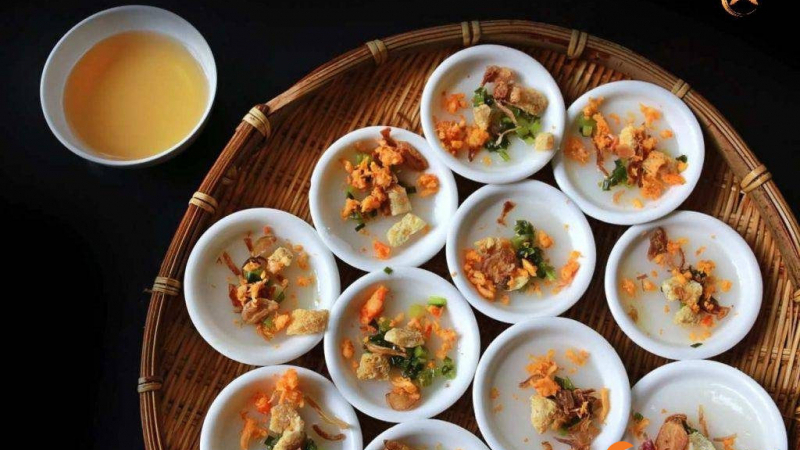 Hue Food Tour by Cyclo 3 Hours – Imperial Citadel