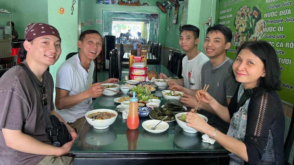 Taste Of Hue By Night On Cyclo – EcoSapa Bus