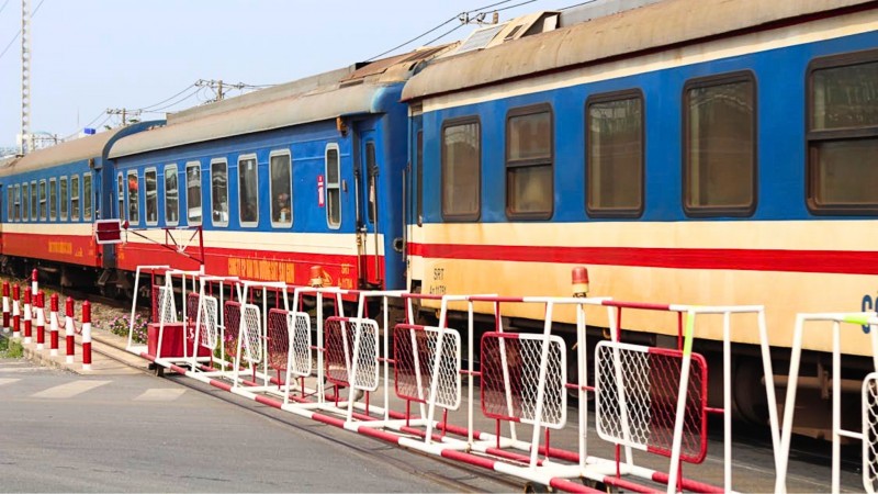 Travel To Dong Hoi By Overnight Train
