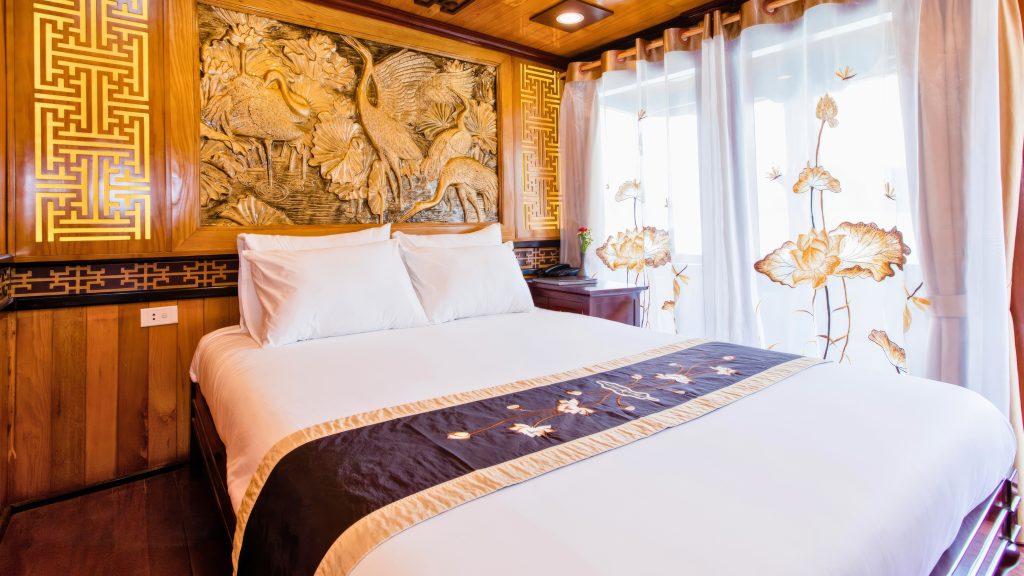 Victory Cruise Deluxe Ocean View cabin