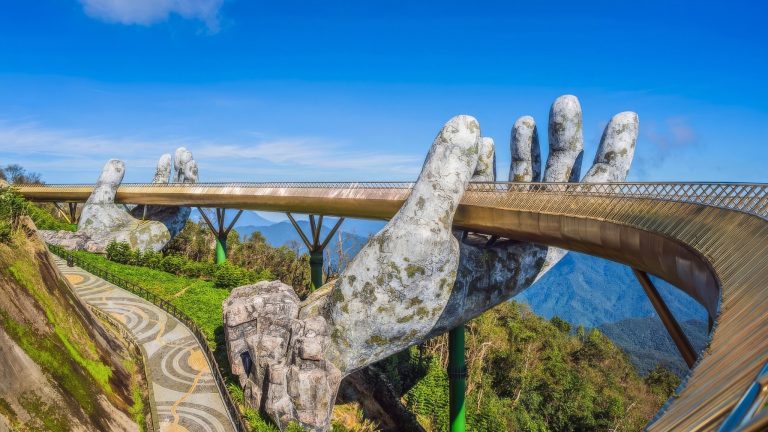 Vietnam Beach & Culture Escape: Hanoi to Da Nang – 8 Days